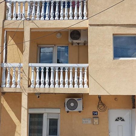 Airport Md Rooms Βελιγράδι Εξωτερικό φωτογραφία